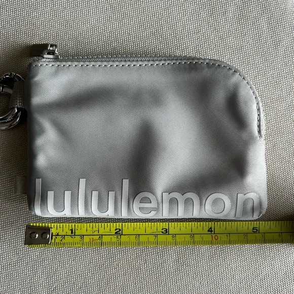 Lululemon Beige Wristlet Pouch + Never Lost Keychain Strap - Picture 10 of 12